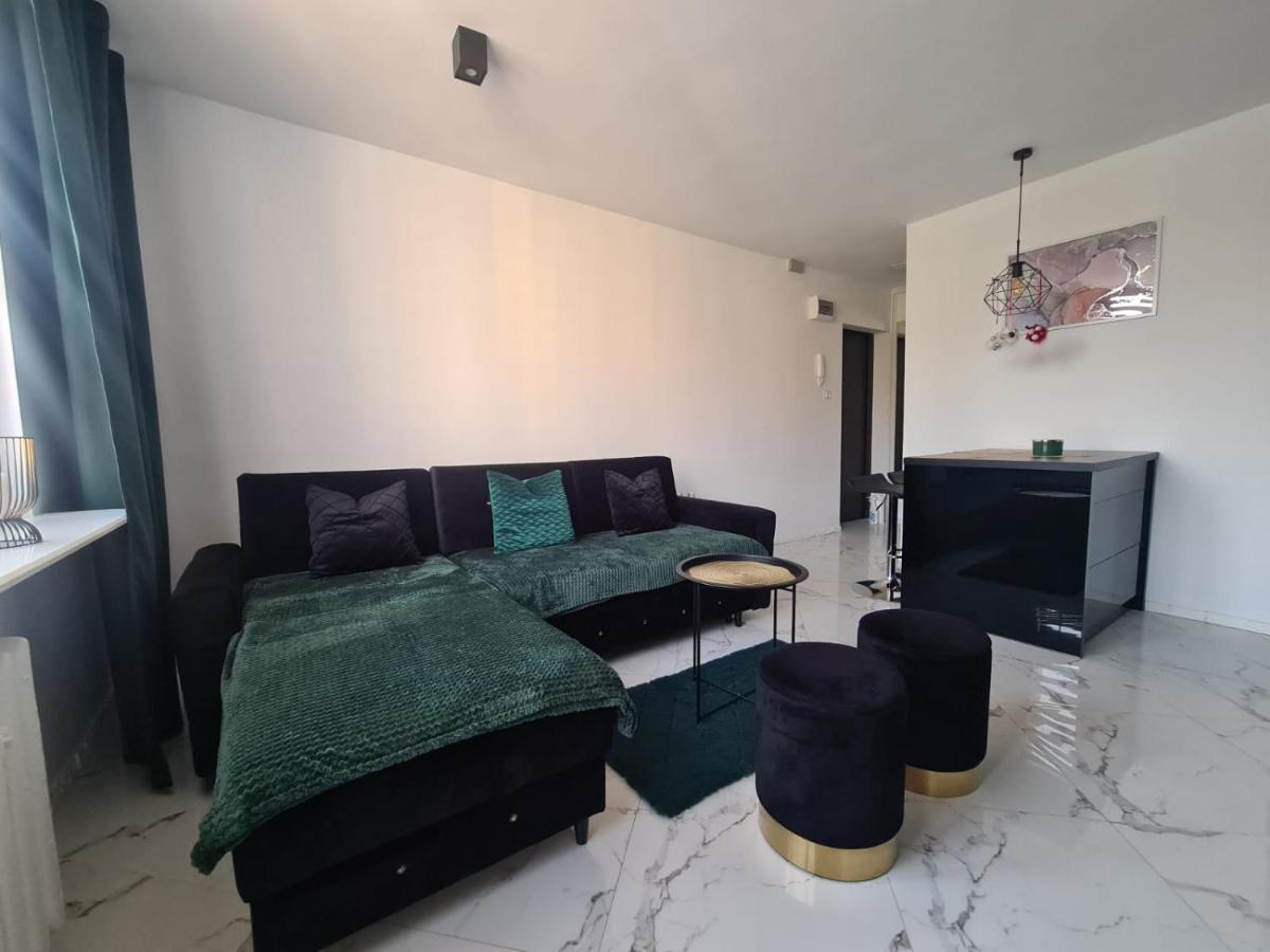 Apartment 4 Osobowy *